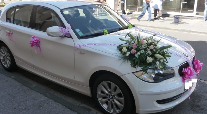 Besoin d’inspiration pour la déco de votre voiture de mariage ?
